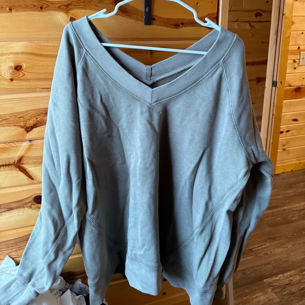 Aerie Olive Green V neck sweatshirt